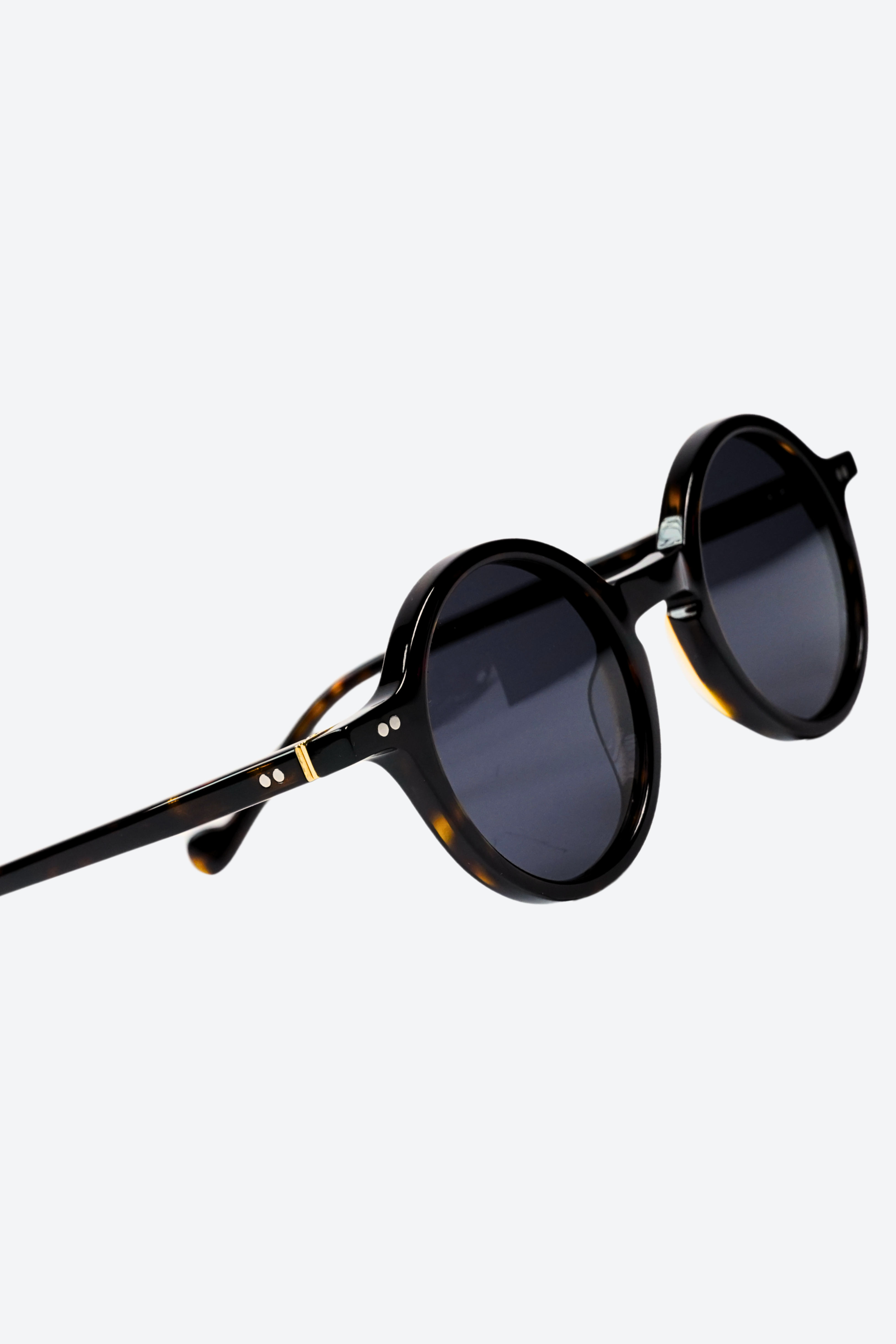 SYNDICATE: Mossa