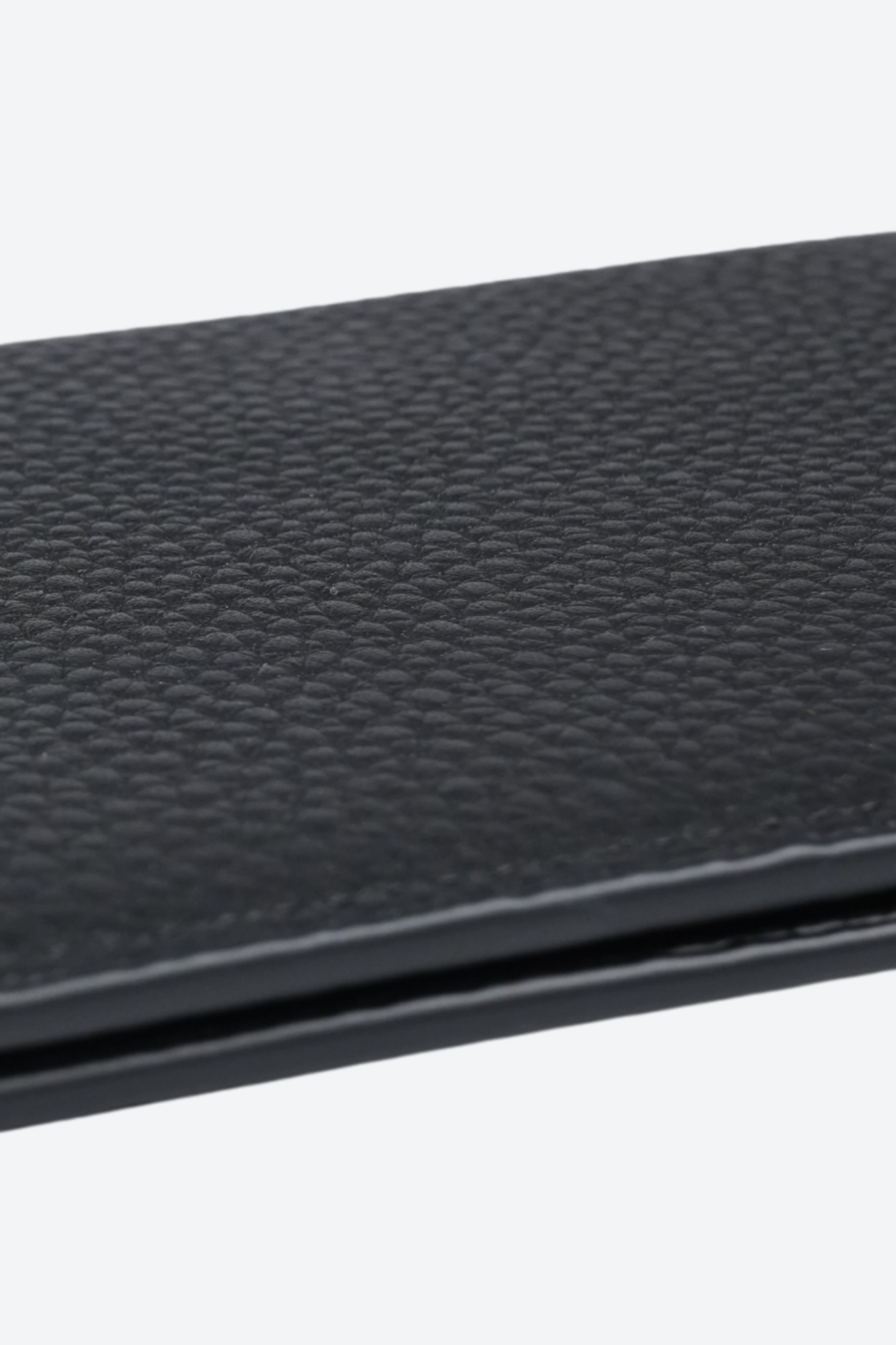 Passport Holder: Iris